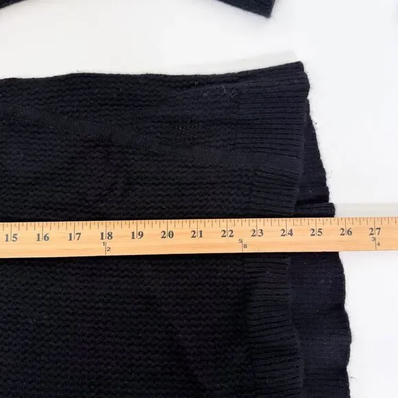 Patagonia Women's Recycled Cashmere Crew in Black Sz Medium Cashmere Wool Blend - Picture 8 of 8